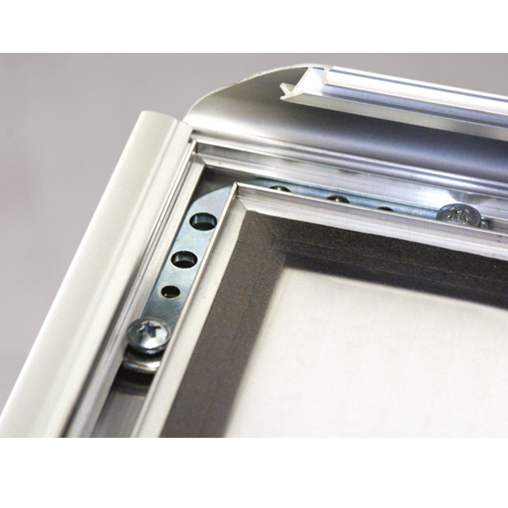 Affischram för utomhus