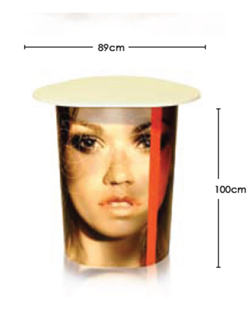 Lumaline, Meeting Table