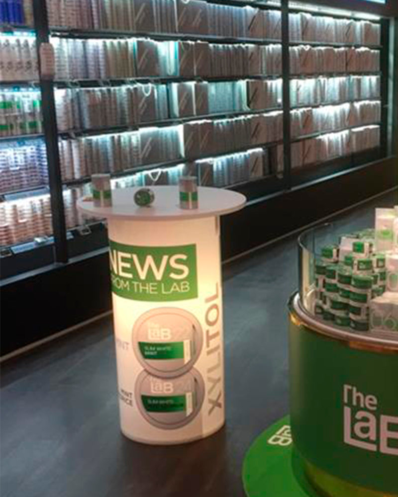 Lumaline Advertiser Ståbord