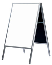 Gatupratare med white/blackboard