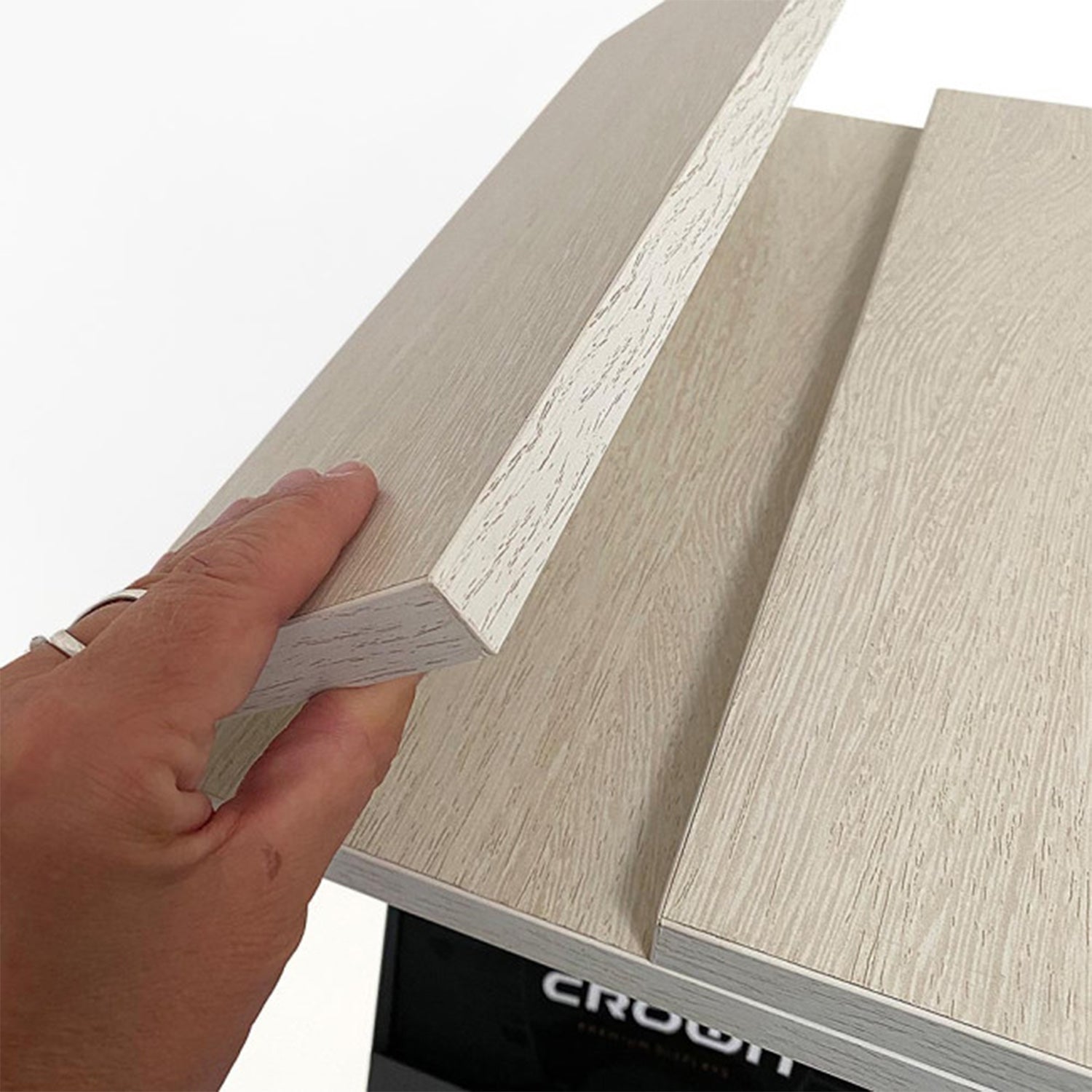 Mässbord med broschyrställ