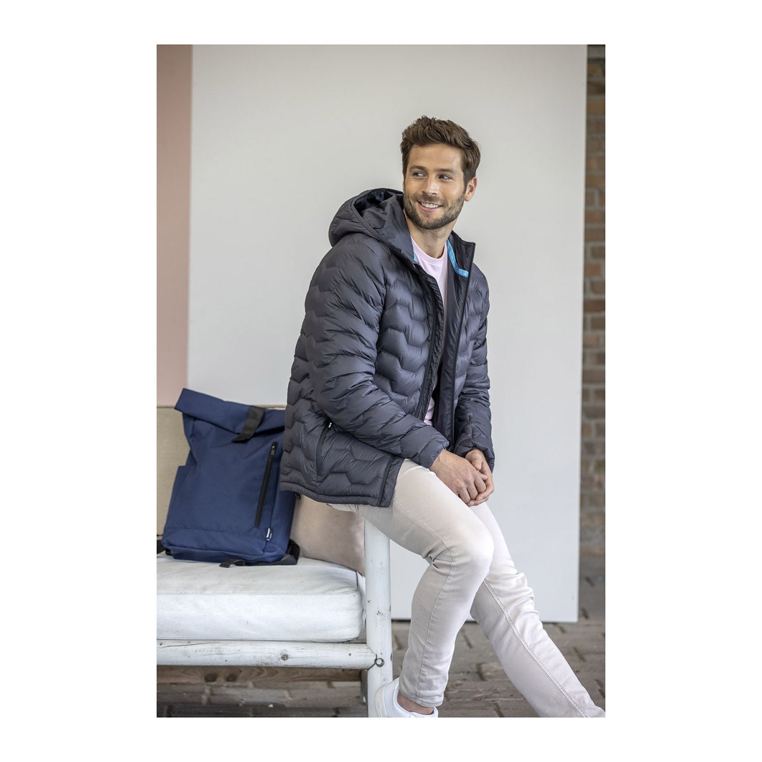 Petalite dunjacka  av återvunna GRS-material herr