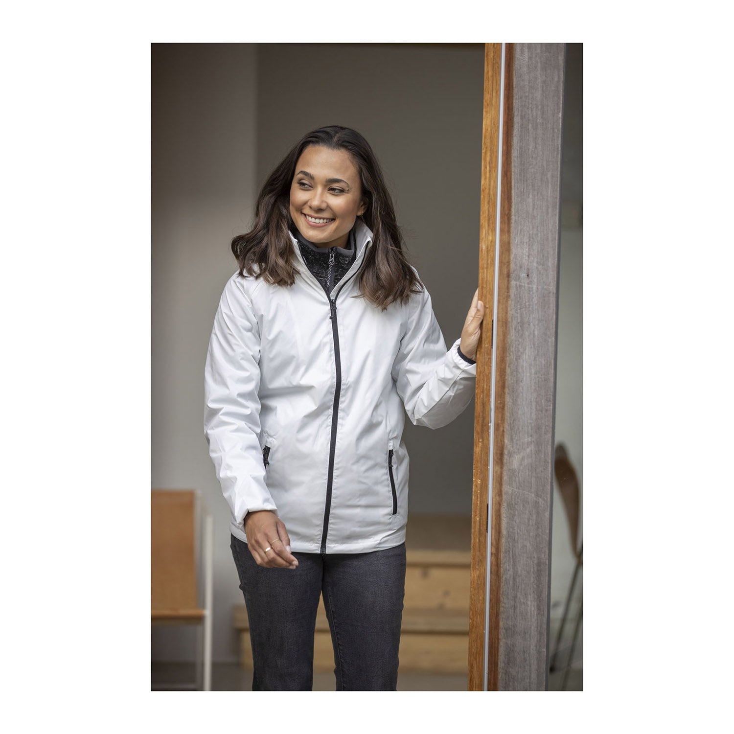 Dinlas lättviktsjacka för dam