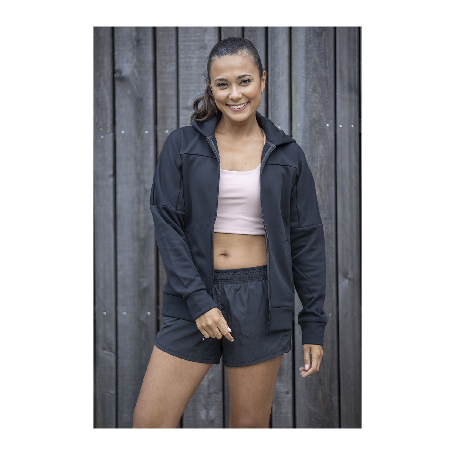 Nubia stickad damjacka med hel dragkedja