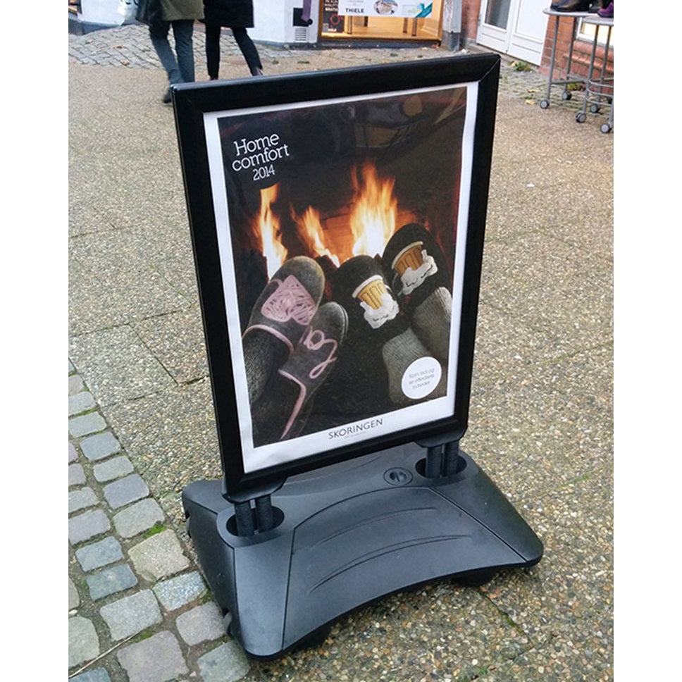 Gatupratare Wind Vattentank Svart – tältväggar / mässtält reklamtält – montering / användning