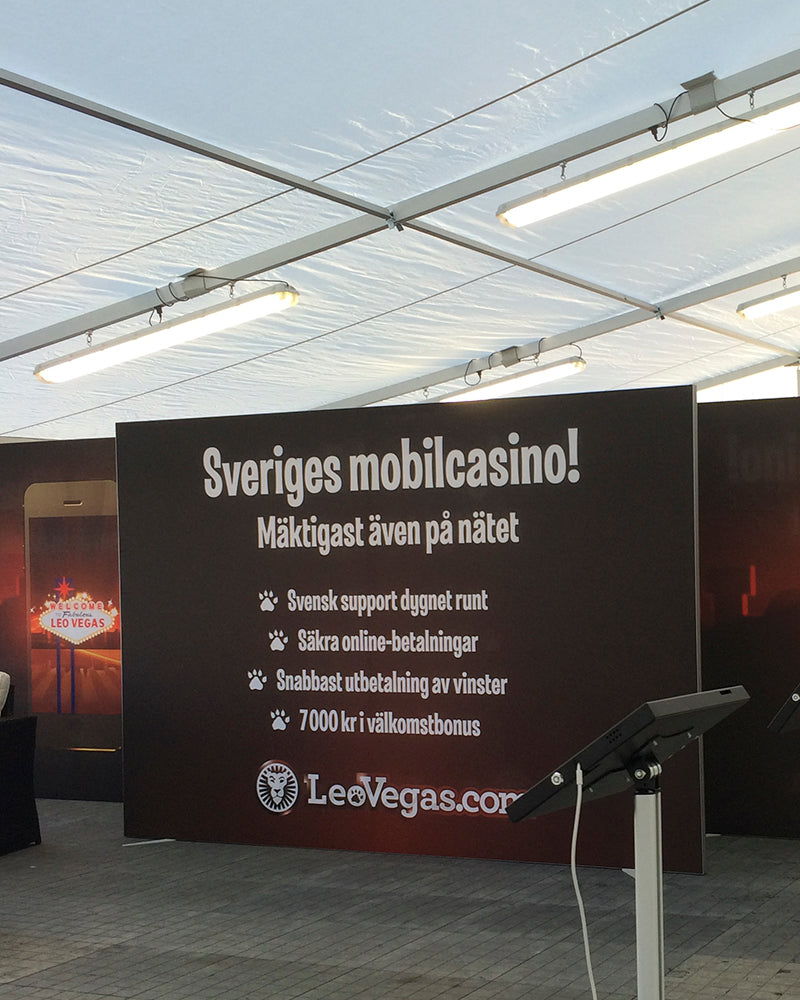 Aluframe & backlite podium