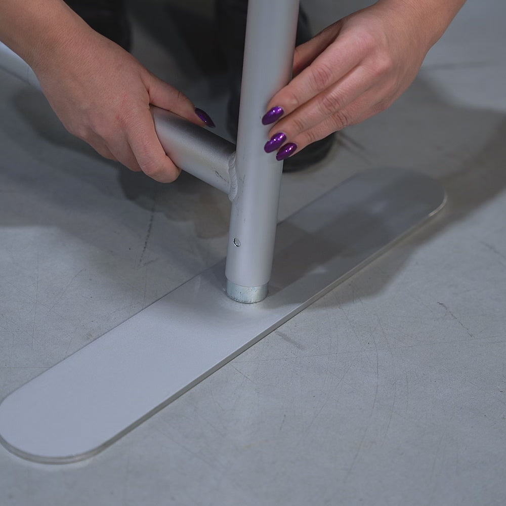 Ladda video: Softwall mässvägg med tryck på båda sidor – maximal exponering på mässa